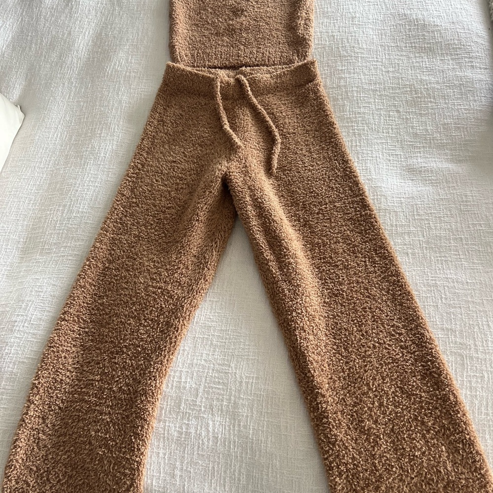 SKIMS Wide Leg Pants in Brown